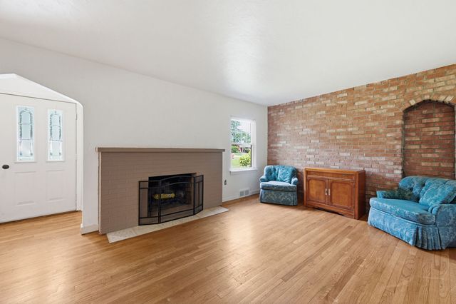 215 Twin Oaks DRIVE, Pine Twp, PA 15090