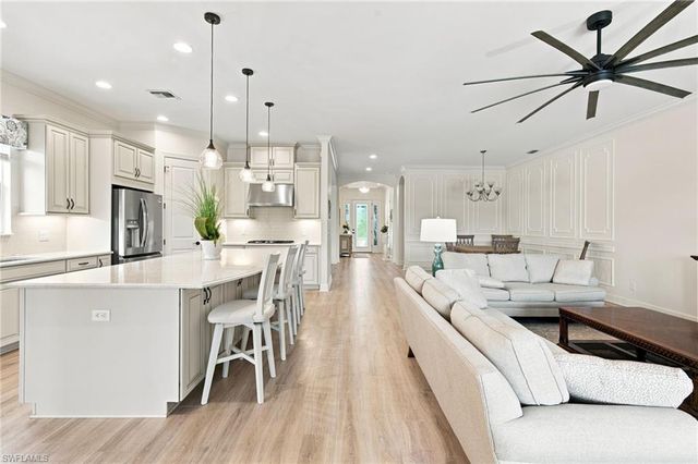 8386 Viale CIR, Naples, FL 34114