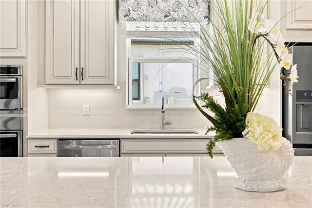 8386 Viale CIR, Naples, FL 34114