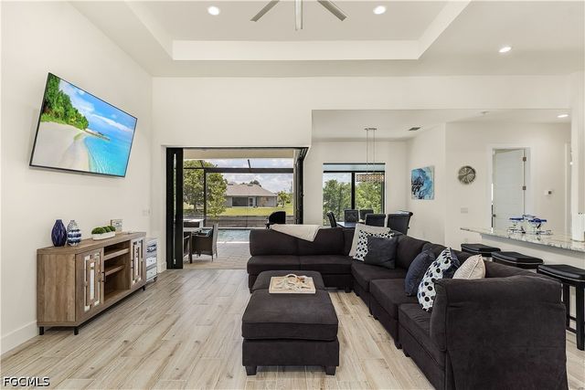 337 SW 31st AVE, Cape Coral, FL 33991