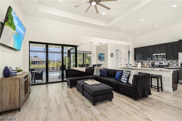 337 SW 31st AVE, Cape Coral, FL 33991