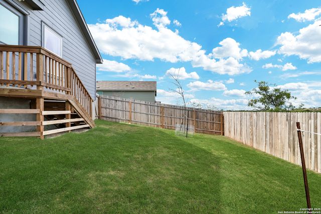 9015 LUNAR CV, San Antonio, TX 78252