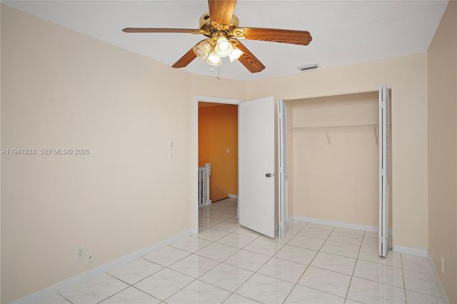 8011 NW 27th Pl, Sunrise, FL 33322