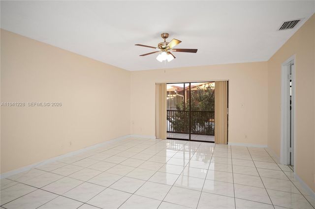 8011 NW 27th Pl, Sunrise, FL 33322