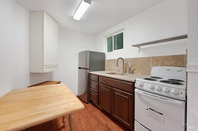 14783-14785 Armstrong Woods Rd, Guerneville, CA 95446