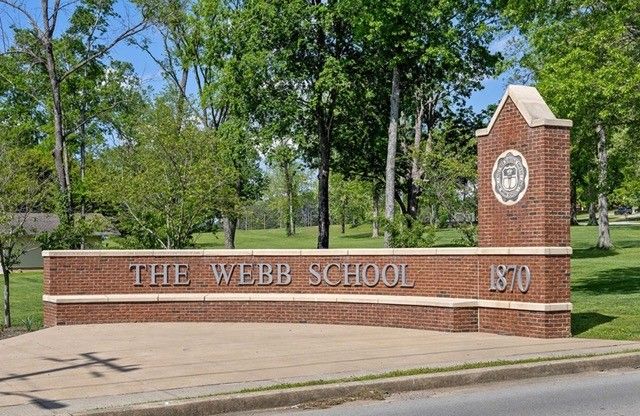 101 Webb Rd, E, Bell Buckle, TN 37020