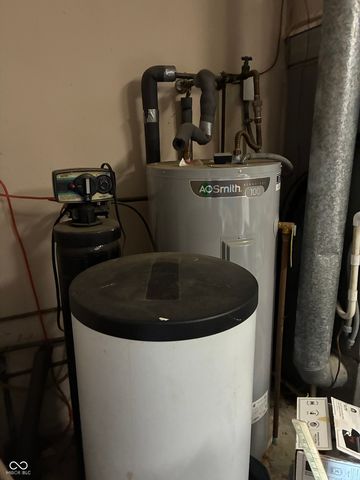 600 S Oakwood Drive, Greenwood, IN 46142