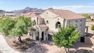 9769 N Hebden Way, Marana, AZ 85653
