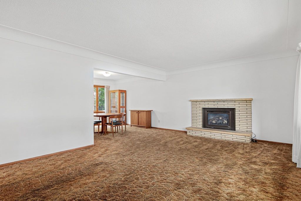 4131 Cleveland Street NE, Columbia Heights, MN 55421 — photo 4
