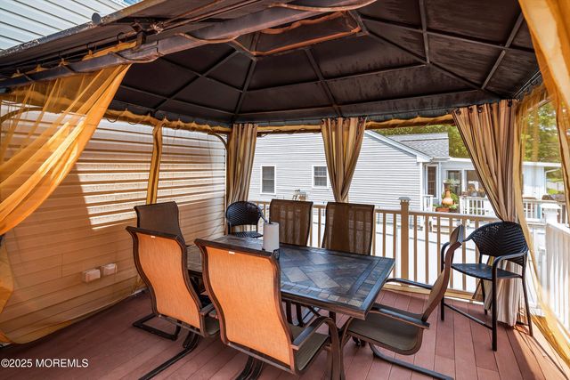 113 Toggle Road, Manahawkin, NJ 08050