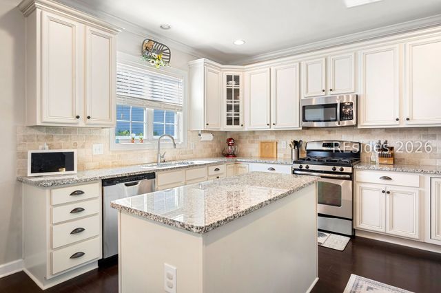 5 Olde Station Pl, Bluffton, SC 29910