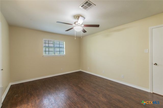 4501 Stagecoach Trail, Temple, TX 76502