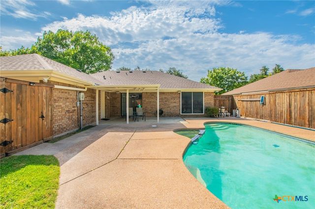4501 Stagecoach Trail, Temple, TX 76502
