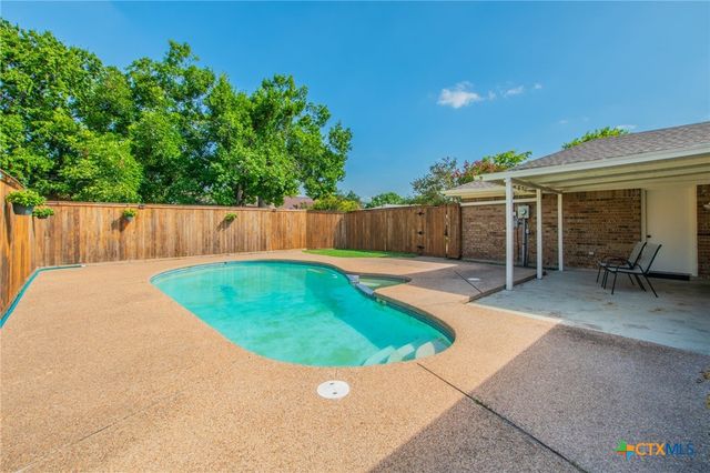 4501 Stagecoach Trail, Temple, TX 76502