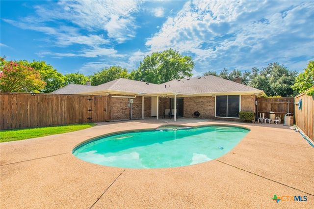 4501 Stagecoach Trail, Temple, TX 76502