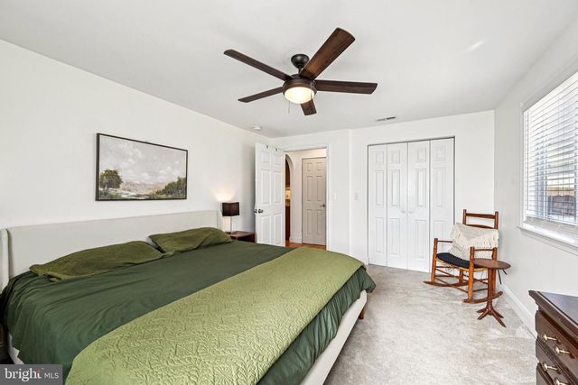 1516 CHERRY AVE, Sykesville, MD 21784