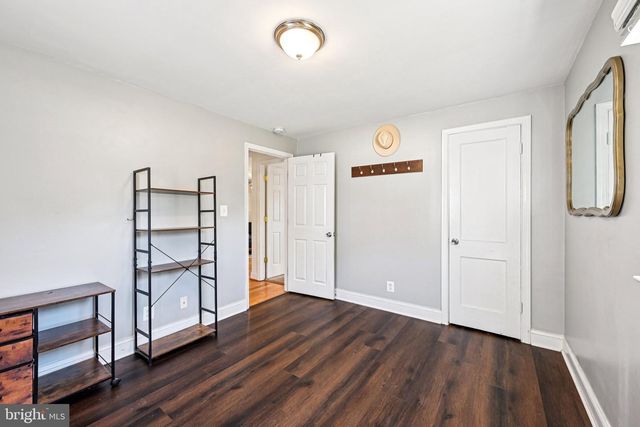 1516 CHERRY AVE, Sykesville, MD 21784