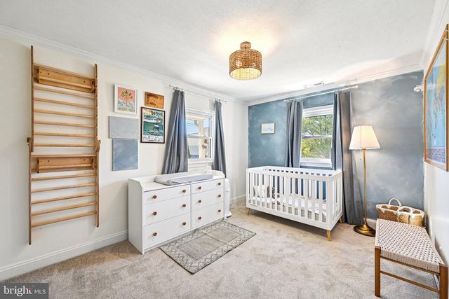 1516 CHERRY AVE, Sykesville, MD 21784