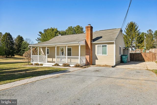 1516 CHERRY AVE, Sykesville, MD 21784