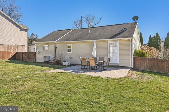 1516 CHERRY AVE, Sykesville, MD 21784