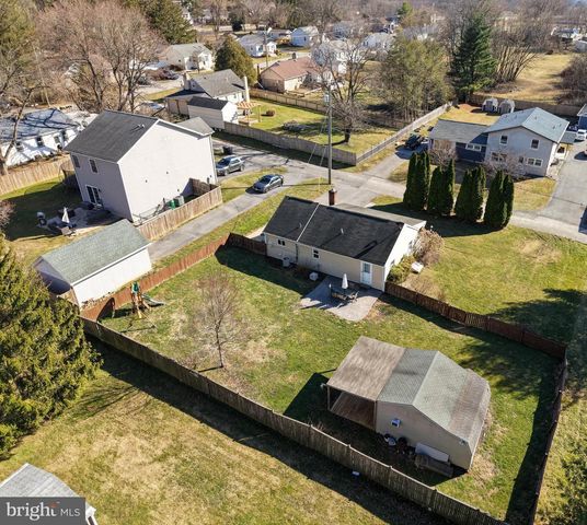 1516 CHERRY AVE, Sykesville, MD 21784