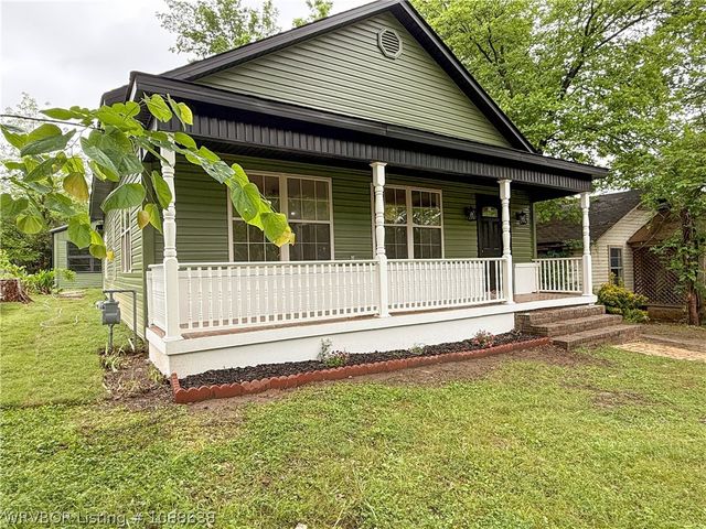 1111 Baldwin Street, Van Buren, AR 72956