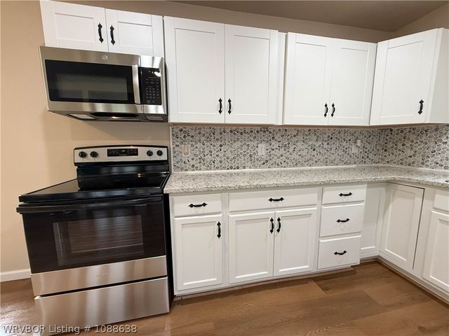 1111 Baldwin Street, Van Buren, AR 72956