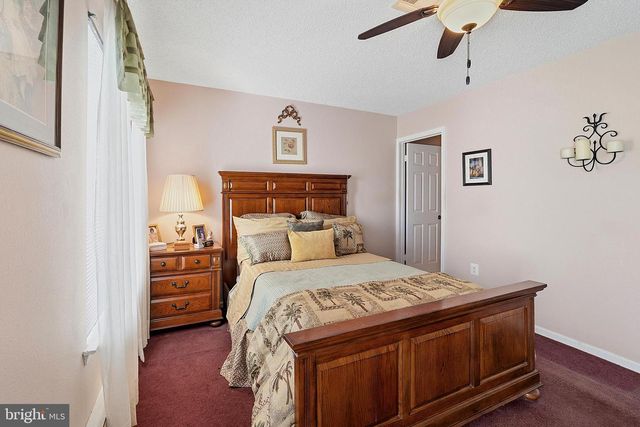 1213-B LINDERA PLZ, Monroe Township, NJ 08831