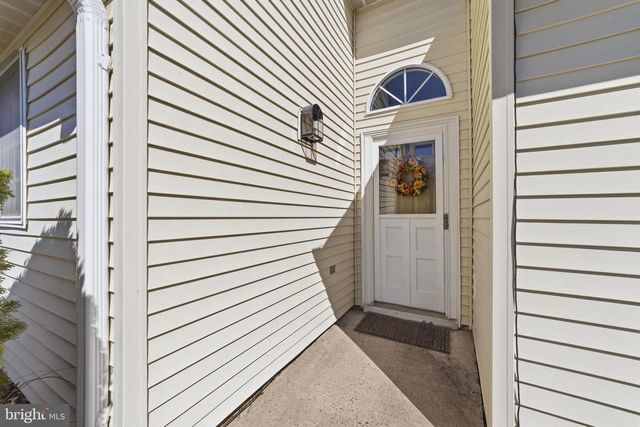 1213-B LINDERA PLZ, Monroe Township, NJ 08831