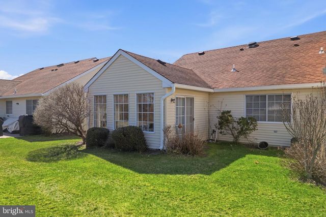 1213-B LINDERA PLZ, Monroe Township, NJ 08831