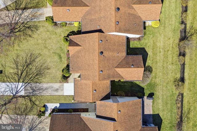 1213-B LINDERA PLZ, Monroe Township, NJ 08831