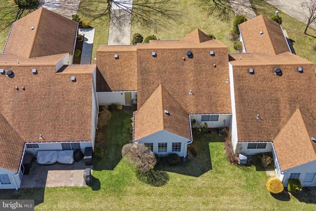 1213-B LINDERA PLZ, Monroe Township, NJ 08831