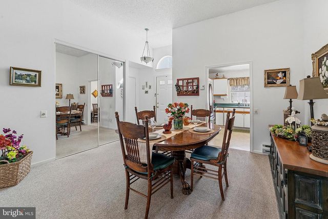 1213-B LINDERA PLZ, Monroe Township, NJ 08831