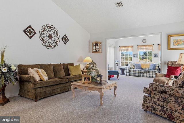 1213-B LINDERA PLZ, Monroe Township, NJ 08831