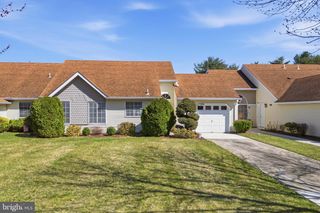 1213-B LINDERA PLZ, Monroe Township, NJ 08831