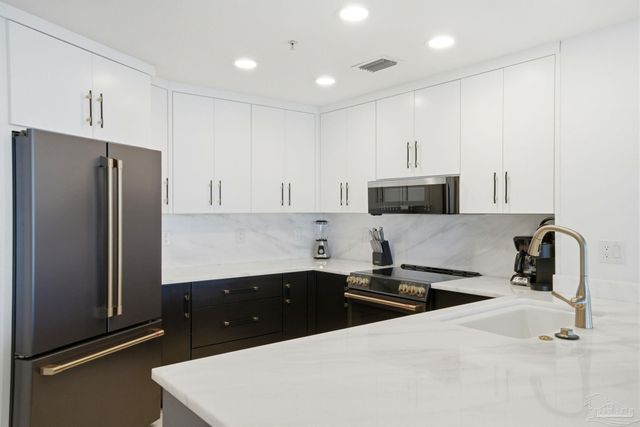 1 Portofino Dr 904, Pensacola Beach, FL 32561