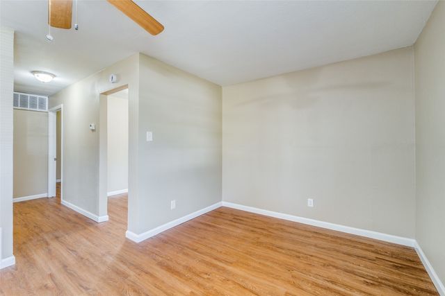 10000 Olmos Drive, Dallas, TX 75218