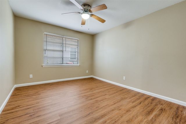 10000 Olmos Drive, Dallas, TX 75218