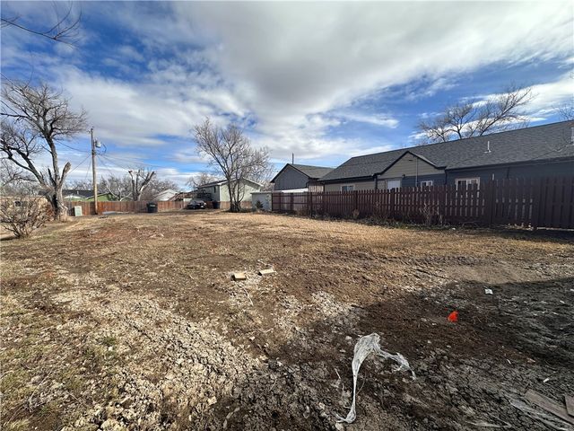 612 S 4th Street W, Baker, MT 59313