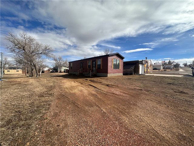 612 S 4th Street W, Baker, MT 59313