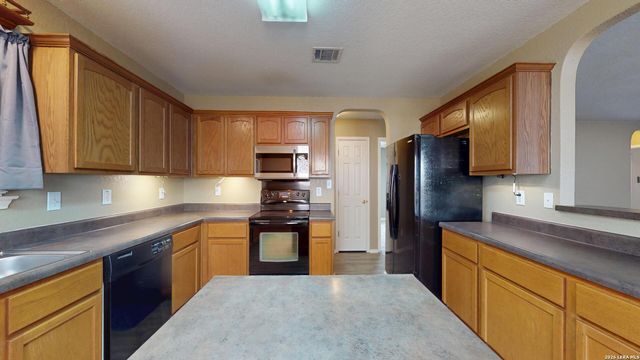 2912 Redtip, Schertz, TX 78108