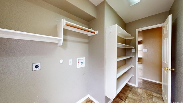 2912 Redtip, Schertz, TX 78108