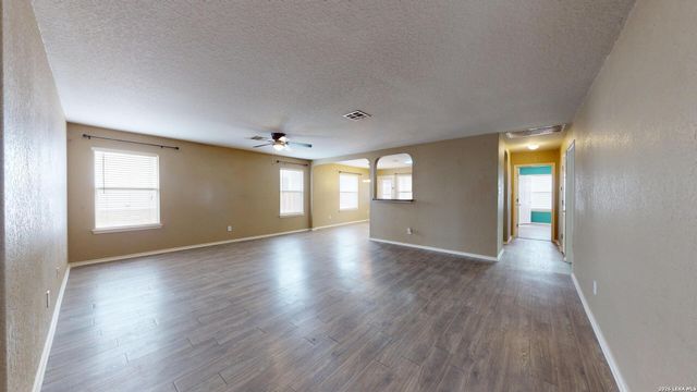 2912 Redtip, Schertz, TX 78108