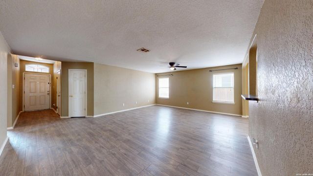 2912 Redtip, Schertz, TX 78108