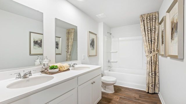 221 Longbeard Drive, Summerville, SC 29483