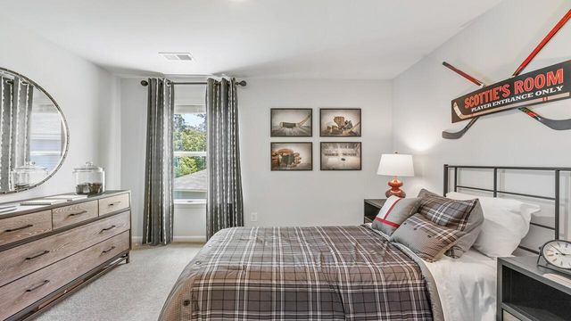 221 Longbeard Drive, Summerville, SC 29483