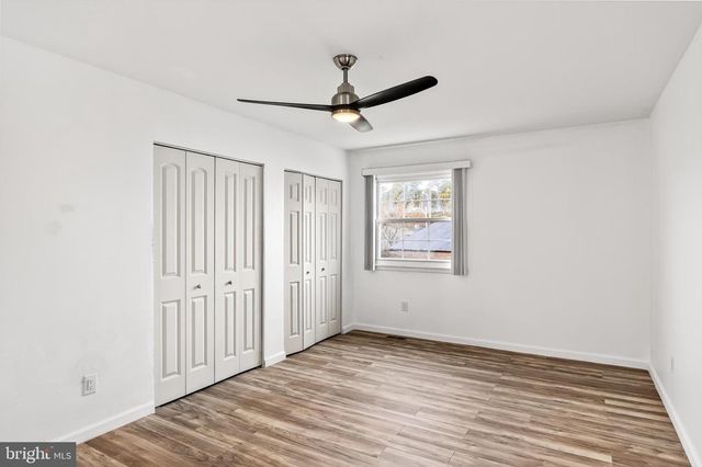 68 ARBOR MEADOW DR, Sicklerville, NJ 08081