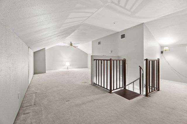 2717 Hot Springs Drive, Pearland, TX 77584