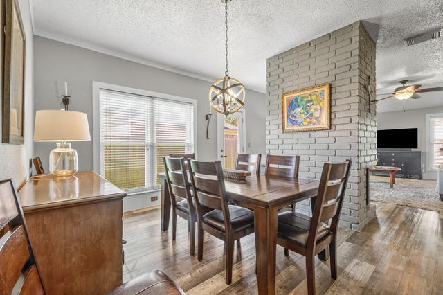 2717 Hot Springs Drive, Pearland, TX 77584