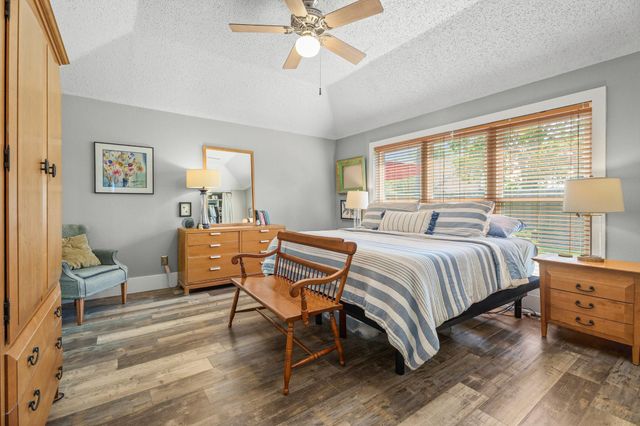 2717 Hot Springs Drive, Pearland, TX 77584